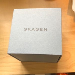 Skagen watch box
